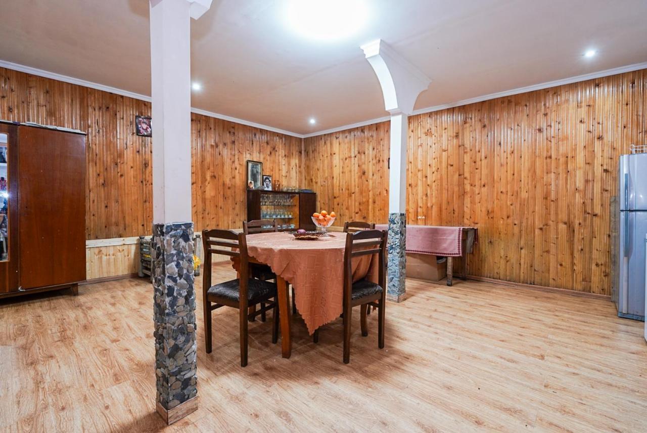 Bori'S Guesthouse Ushguli Exterior photo